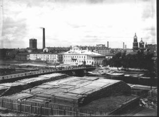 View of Zhdanovskaya Embankment. Photo by C. C. Bulla. Between 1910 and 1914.