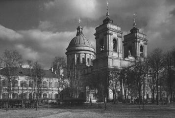 Троицкий собор Александро-Невской лавры