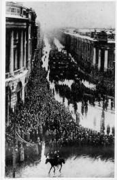 Похороны жертв революции. Март 1917