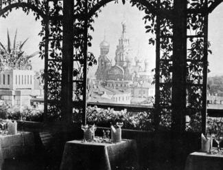 Krysha Restaurant in the Grand-hotel Europe. Photo, 1910s.