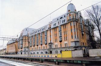 Административное здание Октябрьской железной дороги на Московском вокзале