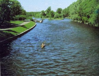 Krestovka River.