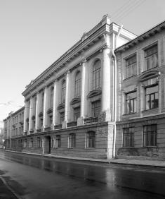 Здание 2-й гимназии. Фото 2002 г.