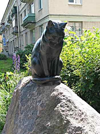 Кот. Фото И. Селезневой с сайта http://thimble.h11.ru/