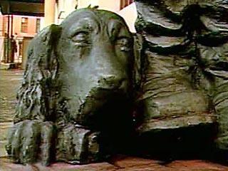 Памятник Муму. Фрагмент. Фото с сайта http://newsru.com/