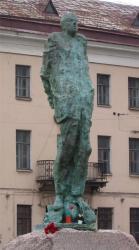 Памятник А. Д. Сахарову. Фото с сайта http://pinltd.spb.ru/