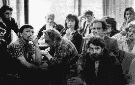 Группа членов Ленинградского клуба "Перестройка". 1987.
Изображение с сайта: http://mtdata.ru/u23/photo8AE0/20833025938-0/original.gif