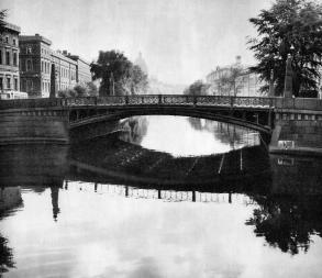 Potseluev Bridge over the Moika River.