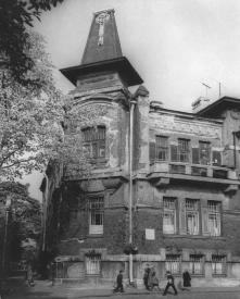 House in the Literatorov Street, where M.G.Savina lived and died.