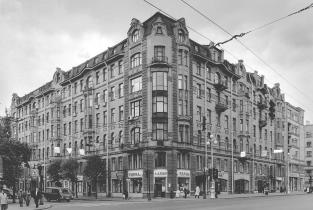 The house, where B.V. Asafyev lived (147/1, Nevsky Prospekt).