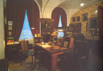 Exhibition of D.I.Mendeleev Museum.