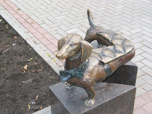 Дорога на карнавал (Такса). Фото с сайта http://www.foxterrier.ru/albums/