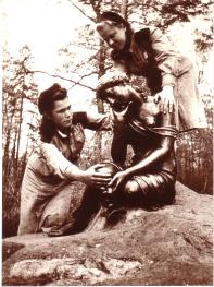 Taking out a sculpture from a shelter.
