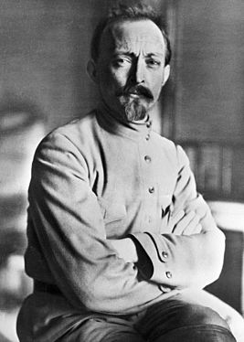 Ф.Э. Дзержинский.
Изображение с сайта: https://ru.wikipedia.org/wiki/%D0%94%D0%B7%D0%B5%D1%80%D0%B6%D0%B8%D0%BD%D1%81%D0%BA%D0%B8%D0%B9,_%D0%A4%D0%B5%D0%BB%D0%B8%D0%BA%D1%81_%D0%AD%D0%B4%D0%BC%D1%83%D0%BD%D0%B4%D0%BE%D0%B2%D0%B8%D1%87
29.02.2016