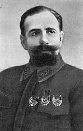 П.Е. Дыбенко.
Изображение с сайта: https://ru.wikipedia.org/wiki/%D0%94%D1%8B%D0%B1%D0%B5%D0%BD%D0%BA%D0%BE,_%D0%9F%D0%B0%D0%B2%D0%B5%D0%BB_%D0%95%D1%84%D0%B8%D0%BC%D0%BE%D0%B2%D0%B8%D1%87
29.02.2016