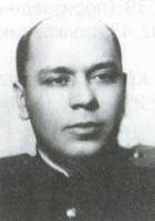 М.Т. Лихачев.
Изображение с сайта: https://ru.wikipedia.org/wiki/%D0%9B%D0%B8%D1%85%D0%B0%D1%87%D1%91%D0%B2,_%D0%9C%D0%B8%D1%85%D0%B0%D0%B8%D0%BB_%D0%A2%D0%B8%D0%BC%D0%BE%D1%84%D0%B5%D0%B5%D0%B2%D0%B8%D1%87
01.03.2016
